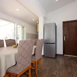 Apartament By The Sea Igrane, Makarska - 311