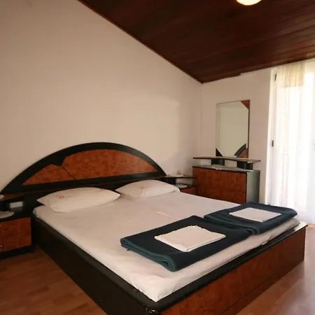 Apartment By The Sea Igrane, Makarska - 311 Igrane