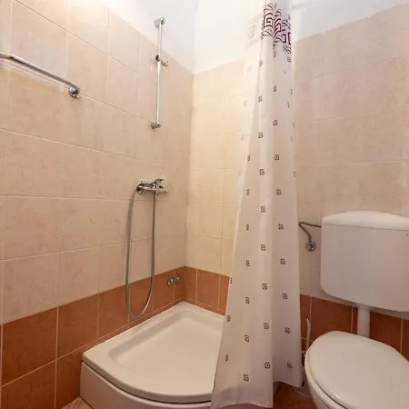 Apartment By The Sea Igrane, Makarska - 311 *